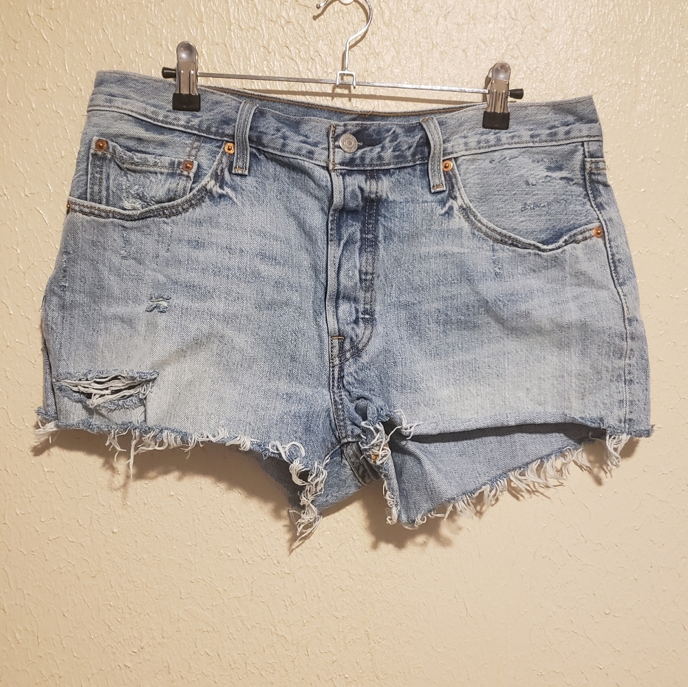 Levi's 501 Button Fly High Rise Shorts Size 32